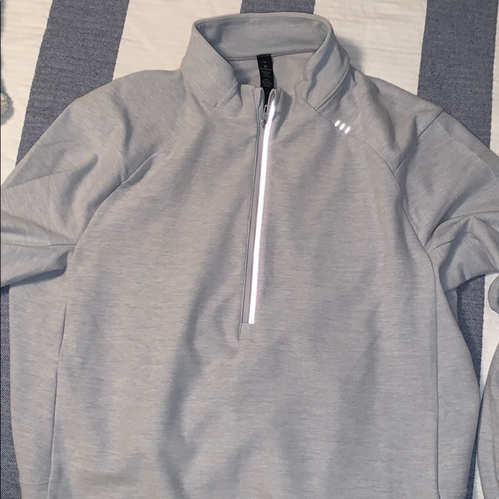 Lululemon Surge Warm 1/2 Zip Size Medium